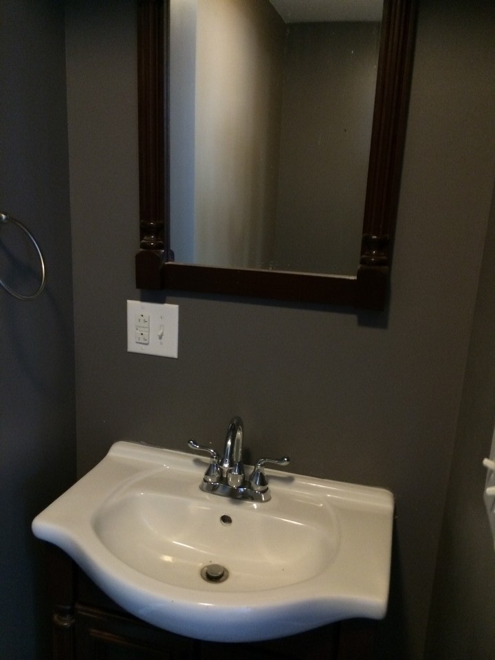 1/2 bath off family room